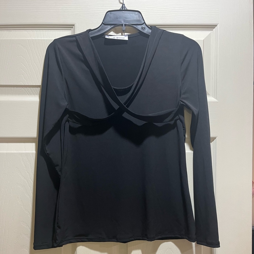 Black top crisscross in front
